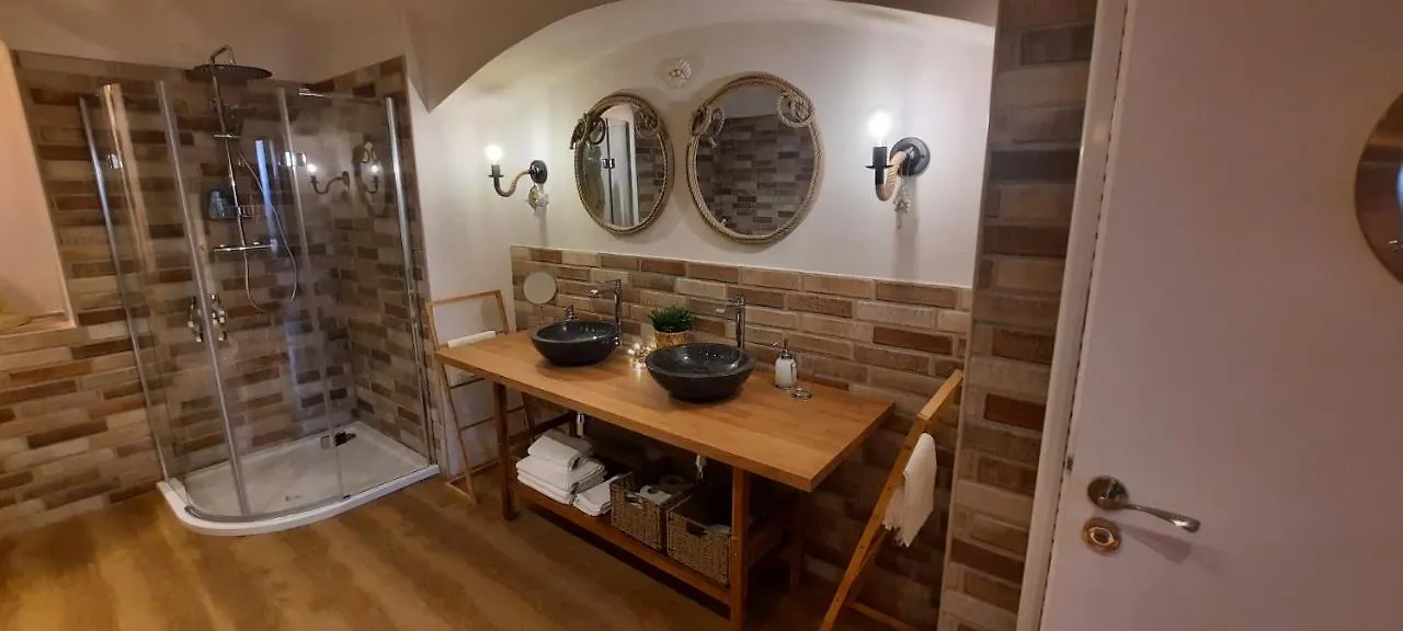 Excellent Romantic Praha Hotel
