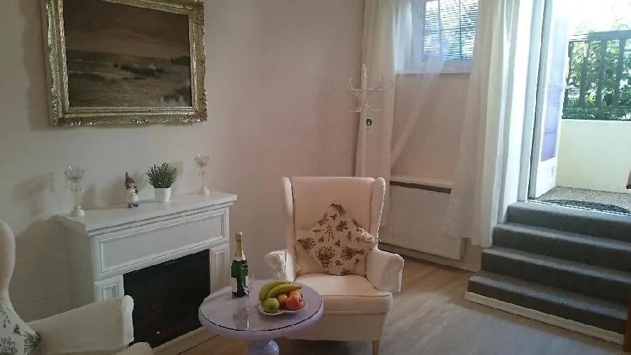 Excellent Romantic Praha Hotel